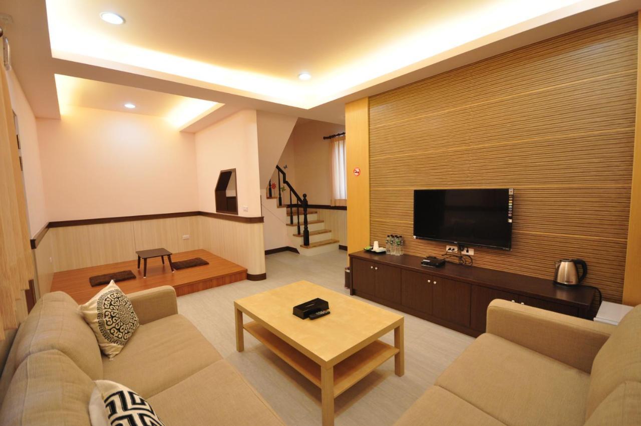 Seasons Homestay Xiaoliuqiu Exterior photo